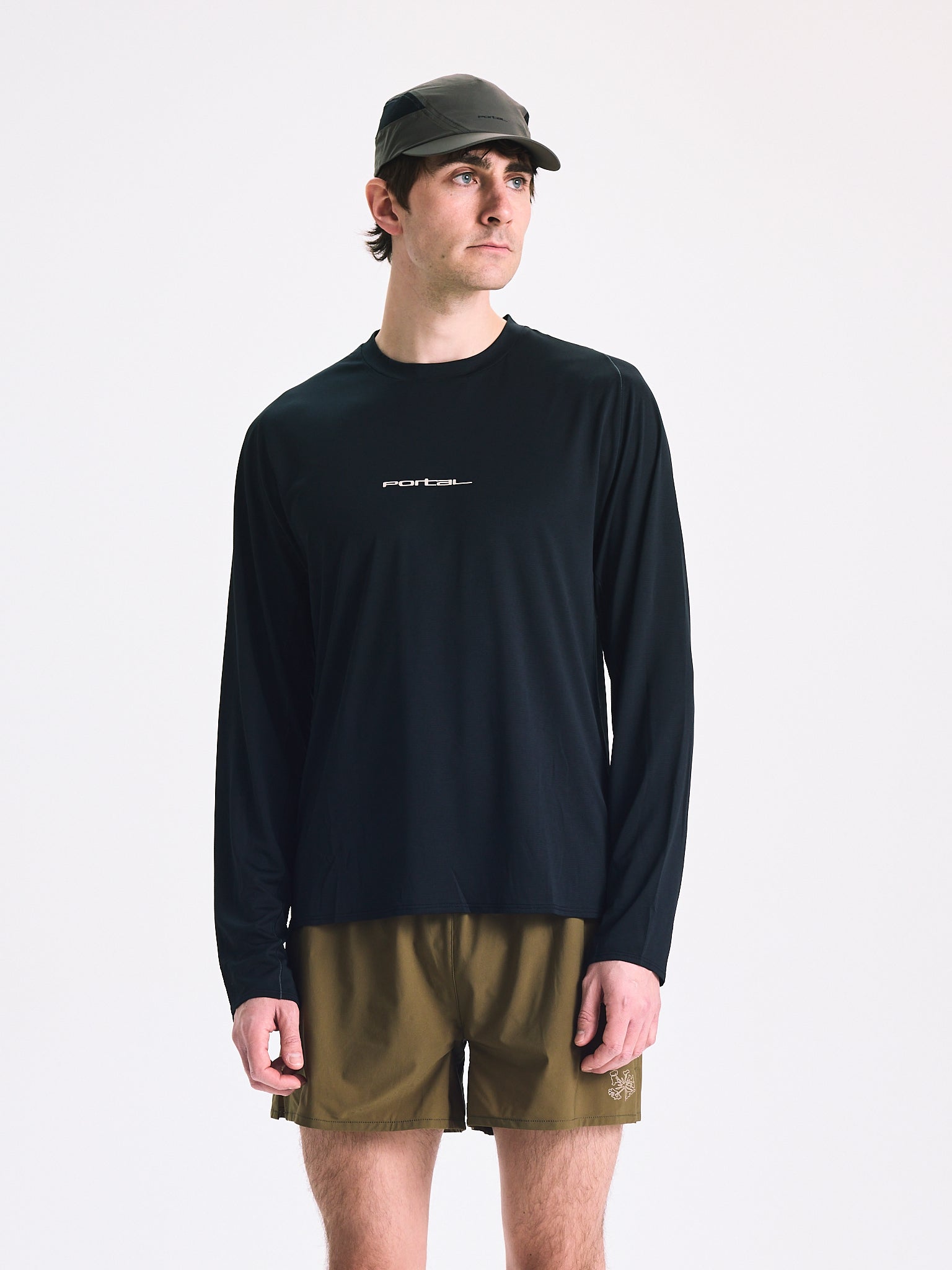 Portal Lateral Peak Long Sleeve T-Shirt Black Beauty