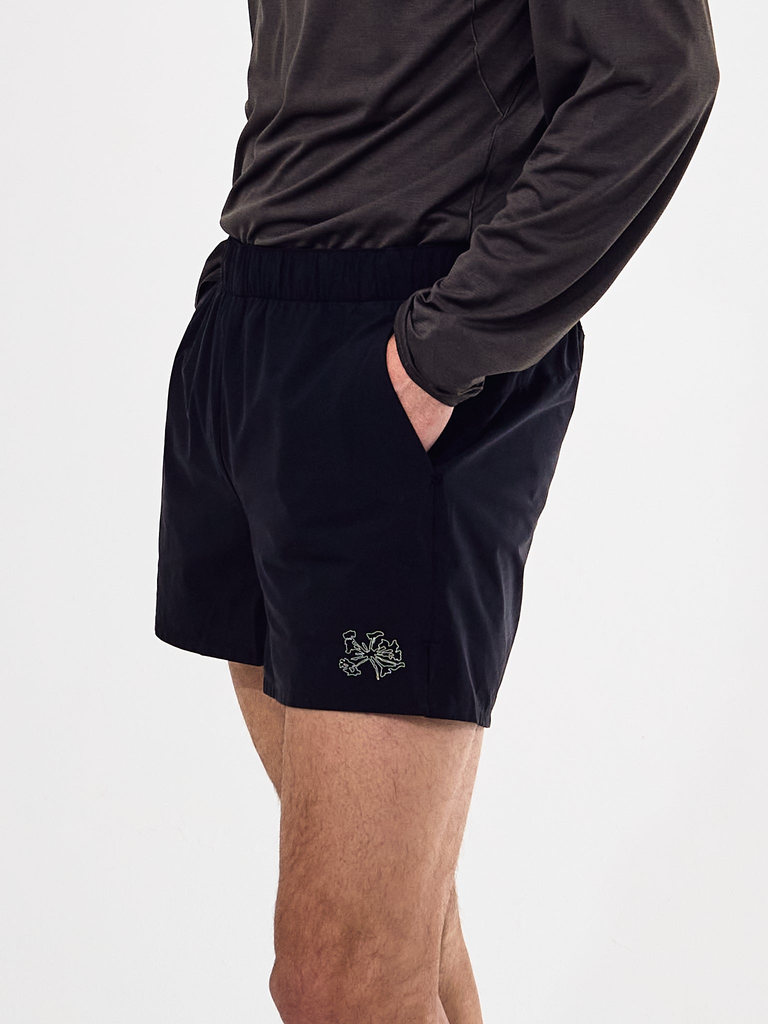Portal Marka Liner Short Black Beauty