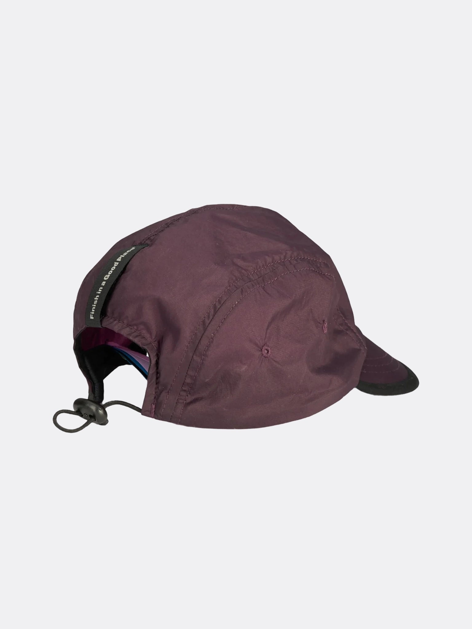 UNNA Smiles Run Cap Aubergine